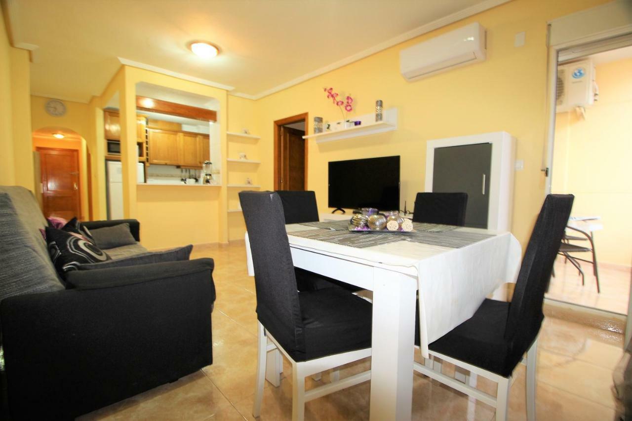Daniela Apartament ตอร์เรเวียคา ภายนอก รูปภาพ
